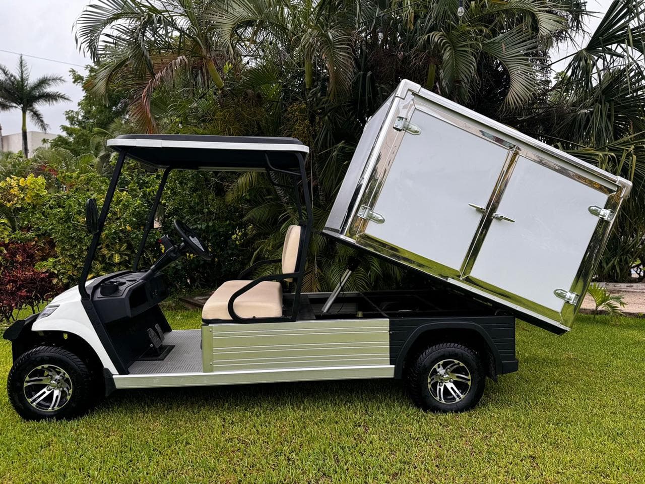 MG PickUp CajaCerrada 01